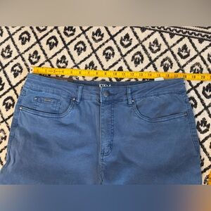 Slim Straight mid rise Women's Jeans in Blue